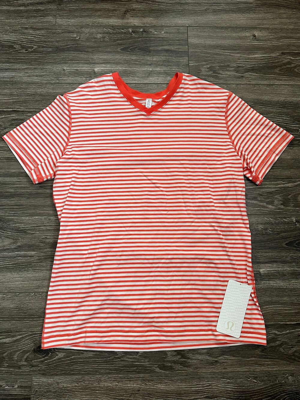 Lululemon Mens 5 year basic Step Stripe Angel Wing Cape Red XL NWT
